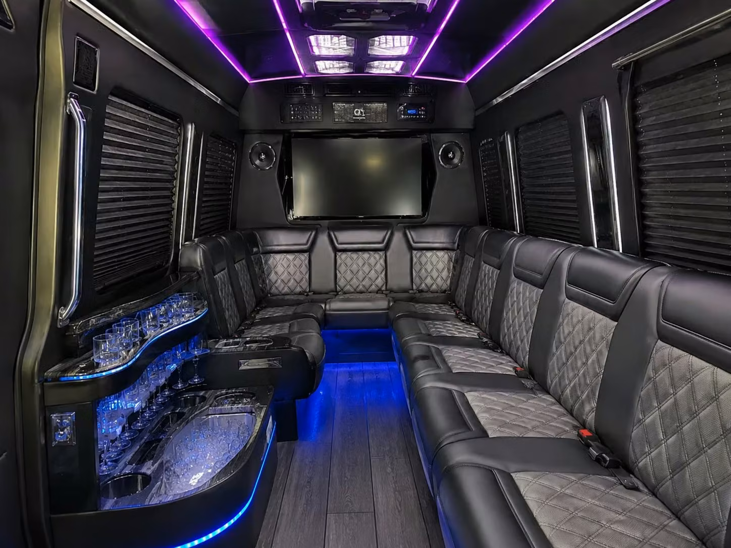 bus rental options for norfolk trips
