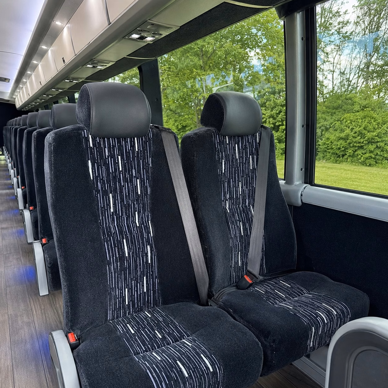 how where and when you re traveling affects norfolk charter bus rates