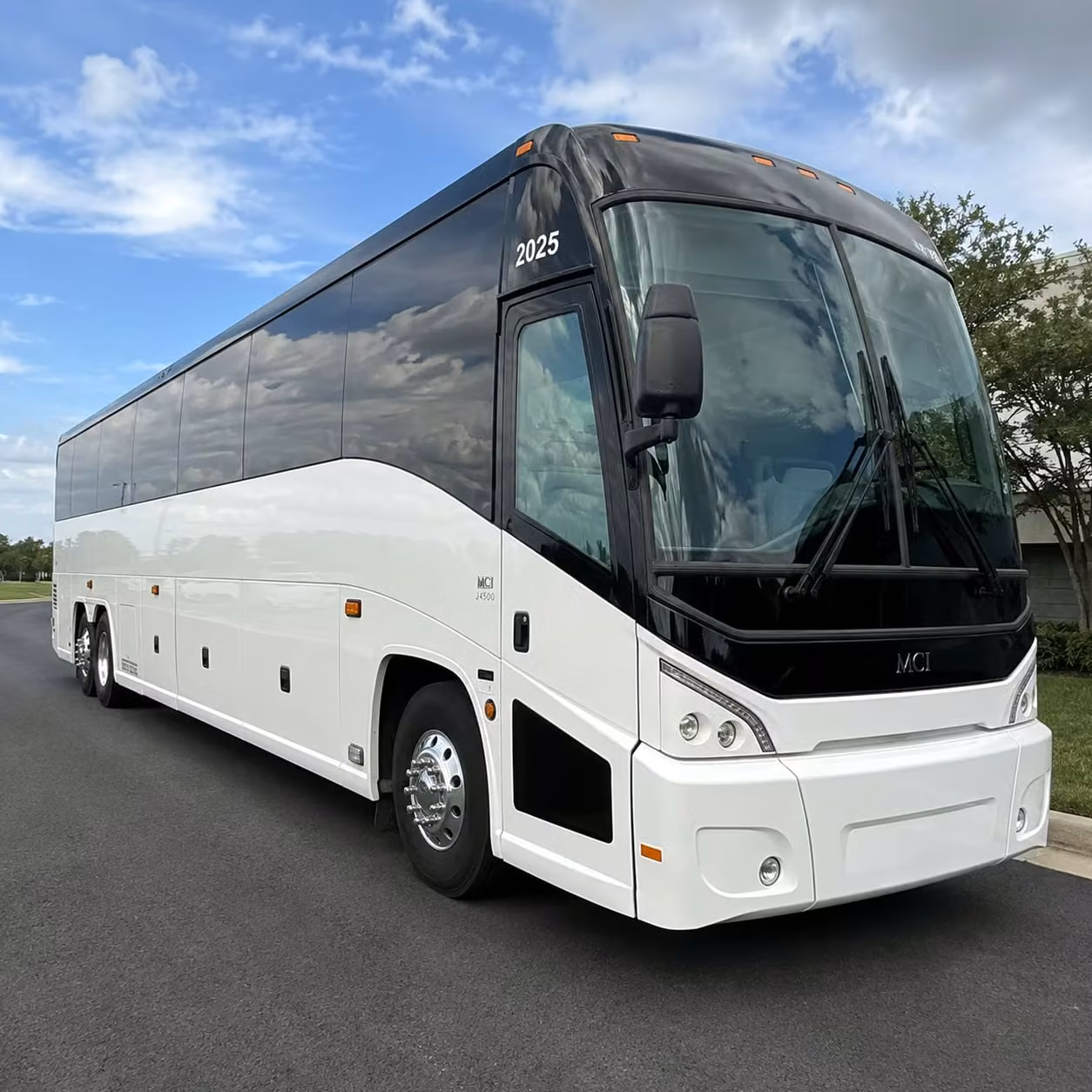 weekend concert packages and multi stop shuttle services in norfolk